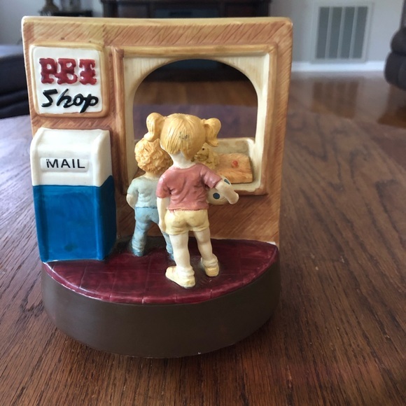 HOUSE OF LLOYD MUSIC BOX Village Pet Shop Dog puppy  1989 Rare - Picture 3 of 8
